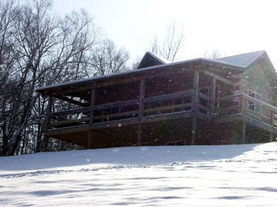 Bi-Level Cabin at Pheasant Ridge Resort Bi-Level Cabin at Pheasant Ridge Resort